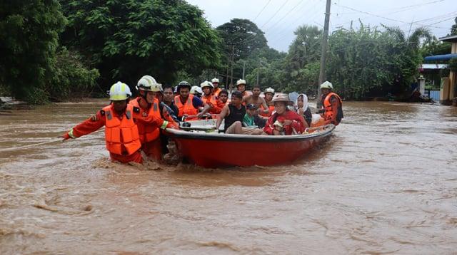 Death toll in Myanmar floods nears 300