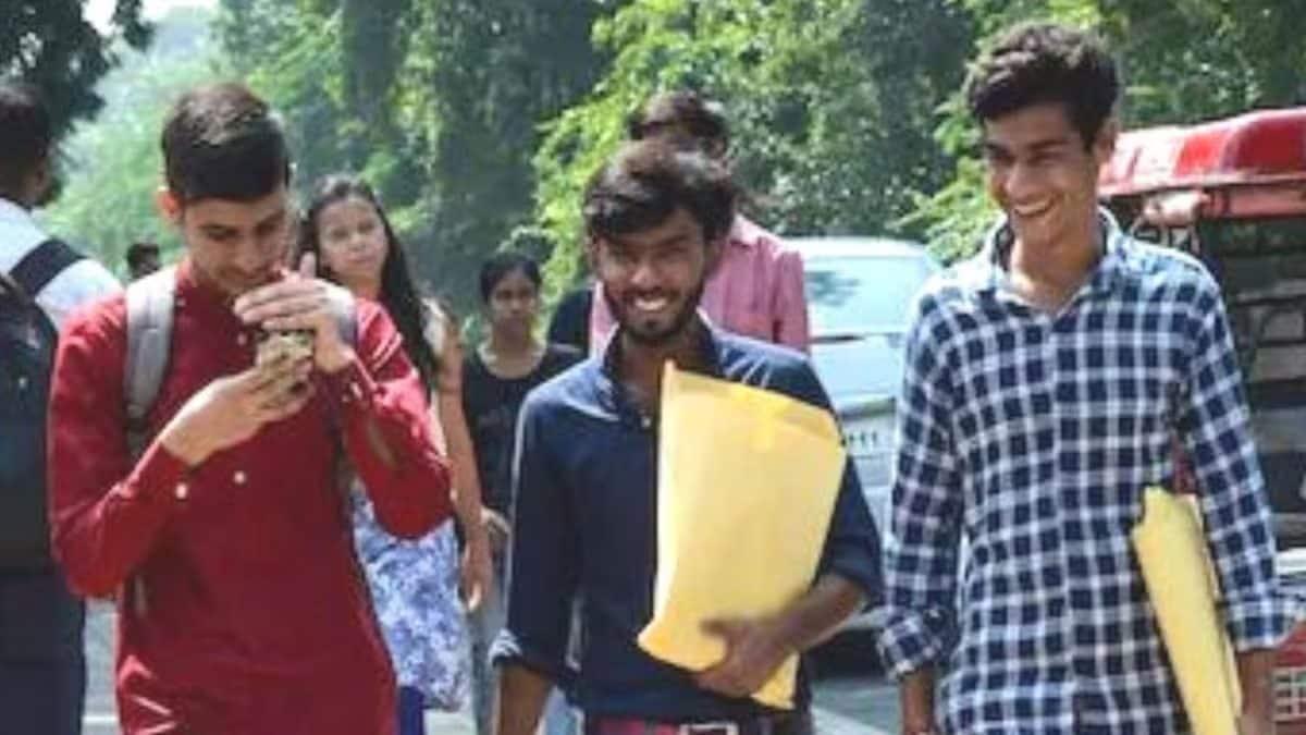 SSC CHSL Tier II Admit Card Released, Exam For 3,712 Vacancies On Nov 18