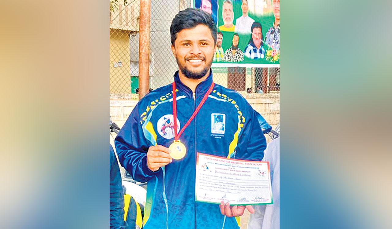 Hyderabad’s Sai grabs gold in wrestling championship